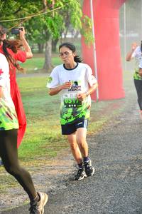 BIB: 317
                            <button type="button" onclick="openModal(3736811)" class="btn btn-primary btn-sm float-right btn-popup" data-toggle="modal" data-target=".modal-high-quality">
                        <i class="fas fa-shopping-cart"></i> Add to Cart
                    </button>
                                            <button type="button" onclick="isThisMe(3736811, true)" class="btn btn-success btn-sm float-right btn-popup btn-isme hidden" data-toggle="tooltip" data-placement="bottom" title="นี่คือรูปของคุณใช่ไหม คลิกที่นี่เพื่อเอาเข้าอัลบั้ม">
                        <i class="fas fa-plus"></i> Add to album
                    </button>
                    <button type="button" onclick="isThisMe(3736811, false)" class="btn btn-warning btn-sm float-right btn-popup btn-isnotme hidden">
                        <i class="fas fa-ban"></i> Remove from album
                    </button>