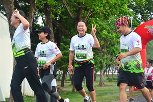 BIB: 313, 314
                            <button type="button" onclick="openModal(3720120)" class="btn btn-primary btn-sm float-right btn-popup" data-toggle="modal" data-target=".modal-high-quality">
                        <i class="fas fa-shopping-cart"></i> Add to Cart
                    </button>
                                            <button type="button" onclick="isThisMe(3720120, true)" class="btn btn-success btn-sm float-right btn-popup btn-isme hidden" data-toggle="tooltip" data-placement="bottom" title="นี่คือรูปของคุณใช่ไหม คลิกที่นี่เพื่อเอาเข้าอัลบั้ม">
                        <i class="fas fa-plus"></i> Add to album
                    </button>
                    <button type="button" onclick="isThisMe(3720120, false)" class="btn btn-warning btn-sm float-right btn-popup btn-isnotme hidden">
                        <i class="fas fa-ban"></i> Remove from album
                    </button>