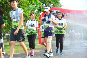 BIB: 1906
                            <button type="button" onclick="openModal(3762326)" class="btn btn-primary btn-sm float-right btn-popup" data-toggle="modal" data-target=".modal-high-quality">
                        <i class="fas fa-shopping-cart"></i> Add to Cart
                    </button>
                                            <button type="button" onclick="isThisMe(3762326, true)" class="btn btn-success btn-sm float-right btn-popup btn-isme hidden" data-toggle="tooltip" data-placement="bottom" title="นี่คือรูปของคุณใช่ไหม คลิกที่นี่เพื่อเอาเข้าอัลบั้ม">
                        <i class="fas fa-plus"></i> Add to album
                    </button>
                    <button type="button" onclick="isThisMe(3762326, false)" class="btn btn-warning btn-sm float-right btn-popup btn-isnotme hidden">
                        <i class="fas fa-ban"></i> Remove from album
                    </button>