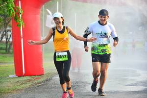 BIB: 2311
                            <button type="button" onclick="openModal(3665827)" class="btn btn-primary btn-sm float-right btn-popup" data-toggle="modal" data-target=".modal-high-quality">
                        <i class="fas fa-shopping-cart"></i> Add to Cart
                    </button>
                                            <button type="button" onclick="isThisMe(3665827, true)" class="btn btn-success btn-sm float-right btn-popup btn-isme hidden" data-toggle="tooltip" data-placement="bottom" title="นี่คือรูปของคุณใช่ไหม คลิกที่นี่เพื่อเอาเข้าอัลบั้ม">
                        <i class="fas fa-plus"></i> Add to album
                    </button>
                    <button type="button" onclick="isThisMe(3665827, false)" class="btn btn-warning btn-sm float-right btn-popup btn-isnotme hidden">
                        <i class="fas fa-ban"></i> Remove from album
                    </button>