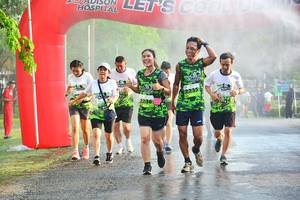 BIB: 2236
                            <button type="button" onclick="openModal(3745415)" class="btn btn-primary btn-sm float-right btn-popup" data-toggle="modal" data-target=".modal-high-quality">
                        <i class="fas fa-shopping-cart"></i> Add to Cart
                    </button>
                                            <button type="button" onclick="isThisMe(3745415, true)" class="btn btn-success btn-sm float-right btn-popup btn-isme hidden" data-toggle="tooltip" data-placement="bottom" title="นี่คือรูปของคุณใช่ไหม คลิกที่นี่เพื่อเอาเข้าอัลบั้ม">
                        <i class="fas fa-plus"></i> Add to album
                    </button>
                    <button type="button" onclick="isThisMe(3745415, false)" class="btn btn-warning btn-sm float-right btn-popup btn-isnotme hidden">
                        <i class="fas fa-ban"></i> Remove from album
                    </button>