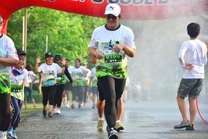 BIB: 100
                            <button type="button" onclick="openModal(3760496)" class="btn btn-primary btn-sm float-right btn-popup" data-toggle="modal" data-target=".modal-high-quality">
                        <i class="fas fa-shopping-cart"></i> Add to Cart
                    </button>
                                            <button type="button" onclick="isThisMe(3760496, true)" class="btn btn-success btn-sm float-right btn-popup btn-isme hidden" data-toggle="tooltip" data-placement="bottom" title="นี่คือรูปของคุณใช่ไหม คลิกที่นี่เพื่อเอาเข้าอัลบั้ม">
                        <i class="fas fa-plus"></i> Add to album
                    </button>
                    <button type="button" onclick="isThisMe(3760496, false)" class="btn btn-warning btn-sm float-right btn-popup btn-isnotme hidden">
                        <i class="fas fa-ban"></i> Remove from album
                    </button>