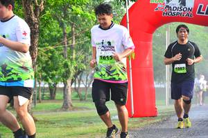 BIB: 1615, 1585
                            <button type="button" onclick="openModal(3763024)" class="btn btn-primary btn-sm float-right btn-popup" data-toggle="modal" data-target=".modal-high-quality">
                        <i class="fas fa-shopping-cart"></i> Add to Cart
                    </button>
                                            <button type="button" onclick="isThisMe(3763024, true)" class="btn btn-success btn-sm float-right btn-popup btn-isme hidden" data-toggle="tooltip" data-placement="bottom" title="นี่คือรูปของคุณใช่ไหม คลิกที่นี่เพื่อเอาเข้าอัลบั้ม">
                        <i class="fas fa-plus"></i> Add to album
                    </button>
                    <button type="button" onclick="isThisMe(3763024, false)" class="btn btn-warning btn-sm float-right btn-popup btn-isnotme hidden">
                        <i class="fas fa-ban"></i> Remove from album
                    </button>