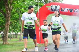 BIB: 891, 892, 894
                            <button type="button" onclick="openModal(3721022)" class="btn btn-primary btn-sm float-right btn-popup" data-toggle="modal" data-target=".modal-high-quality">
                        <i class="fas fa-shopping-cart"></i> Add to Cart
                    </button>
                                            <button type="button" onclick="isThisMe(3721022, true)" class="btn btn-success btn-sm float-right btn-popup btn-isme hidden" data-toggle="tooltip" data-placement="bottom" title="นี่คือรูปของคุณใช่ไหม คลิกที่นี่เพื่อเอาเข้าอัลบั้ม">
                        <i class="fas fa-plus"></i> Add to album
                    </button>
                    <button type="button" onclick="isThisMe(3721022, false)" class="btn btn-warning btn-sm float-right btn-popup btn-isnotme hidden">
                        <i class="fas fa-ban"></i> Remove from album
                    </button>