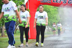 BIB: 667, 668
                            <button type="button" onclick="openModal(3724797)" class="btn btn-primary btn-sm float-right btn-popup" data-toggle="modal" data-target=".modal-high-quality">
                        <i class="fas fa-shopping-cart"></i> Add to Cart
                    </button>
                                            <button type="button" onclick="isThisMe(3724797, true)" class="btn btn-success btn-sm float-right btn-popup btn-isme hidden" data-toggle="tooltip" data-placement="bottom" title="นี่คือรูปของคุณใช่ไหม คลิกที่นี่เพื่อเอาเข้าอัลบั้ม">
                        <i class="fas fa-plus"></i> Add to album
                    </button>
                    <button type="button" onclick="isThisMe(3724797, false)" class="btn btn-warning btn-sm float-right btn-popup btn-isnotme hidden">
                        <i class="fas fa-ban"></i> Remove from album
                    </button>