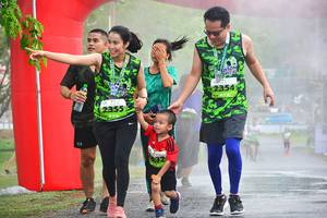 BIB: 2354, 2355
                            <button type="button" onclick="openModal(3722848)" class="btn btn-primary btn-sm float-right btn-popup" data-toggle="modal" data-target=".modal-high-quality">
                        <i class="fas fa-shopping-cart"></i> Add to Cart
                    </button>
                                            <button type="button" onclick="isThisMe(3722848, true)" class="btn btn-success btn-sm float-right btn-popup btn-isme hidden" data-toggle="tooltip" data-placement="bottom" title="นี่คือรูปของคุณใช่ไหม คลิกที่นี่เพื่อเอาเข้าอัลบั้ม">
                        <i class="fas fa-plus"></i> Add to album
                    </button>
                    <button type="button" onclick="isThisMe(3722848, false)" class="btn btn-warning btn-sm float-right btn-popup btn-isnotme hidden">
                        <i class="fas fa-ban"></i> Remove from album
                    </button>