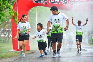 BIB: 1070, 1154, 1065
                            <button type="button" onclick="openModal(3721055)" class="btn btn-primary btn-sm float-right btn-popup" data-toggle="modal" data-target=".modal-high-quality">
                        <i class="fas fa-shopping-cart"></i> Add to Cart
                    </button>
                                            <button type="button" onclick="isThisMe(3721055, true)" class="btn btn-success btn-sm float-right btn-popup btn-isme hidden" data-toggle="tooltip" data-placement="bottom" title="นี่คือรูปของคุณใช่ไหม คลิกที่นี่เพื่อเอาเข้าอัลบั้ม">
                        <i class="fas fa-plus"></i> Add to album
                    </button>
                    <button type="button" onclick="isThisMe(3721055, false)" class="btn btn-warning btn-sm float-right btn-popup btn-isnotme hidden">
                        <i class="fas fa-ban"></i> Remove from album
                    </button>