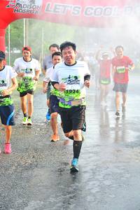 BIB: 924
                            <button type="button" onclick="openModal(3733954)" class="btn btn-primary btn-sm float-right btn-popup" data-toggle="modal" data-target=".modal-high-quality">
                        <i class="fas fa-shopping-cart"></i> Add to Cart
                    </button>
                                            <button type="button" onclick="isThisMe(3733954, true)" class="btn btn-success btn-sm float-right btn-popup btn-isme hidden" data-toggle="tooltip" data-placement="bottom" title="นี่คือรูปของคุณใช่ไหม คลิกที่นี่เพื่อเอาเข้าอัลบั้ม">
                        <i class="fas fa-plus"></i> Add to album
                    </button>
                    <button type="button" onclick="isThisMe(3733954, false)" class="btn btn-warning btn-sm float-right btn-popup btn-isnotme hidden">
                        <i class="fas fa-ban"></i> Remove from album
                    </button>