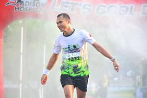 BIB: 1372
                            <button type="button" onclick="openModal(3693897)" class="btn btn-primary btn-sm float-right btn-popup" data-toggle="modal" data-target=".modal-high-quality">
                        <i class="fas fa-shopping-cart"></i> Add to Cart
                    </button>
                                            <button type="button" onclick="isThisMe(3693897, true)" class="btn btn-success btn-sm float-right btn-popup btn-isme hidden" data-toggle="tooltip" data-placement="bottom" title="นี่คือรูปของคุณใช่ไหม คลิกที่นี่เพื่อเอาเข้าอัลบั้ม">
                        <i class="fas fa-plus"></i> Add to album
                    </button>
                    <button type="button" onclick="isThisMe(3693897, false)" class="btn btn-warning btn-sm float-right btn-popup btn-isnotme hidden">
                        <i class="fas fa-ban"></i> Remove from album
                    </button>