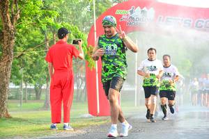 BIB: 
                            <button type="button" onclick="openModal(3730538)" class="btn btn-primary btn-sm float-right btn-popup" data-toggle="modal" data-target=".modal-high-quality">
                        <i class="fas fa-shopping-cart"></i> Add to Cart
                    </button>
                                            <button type="button" onclick="isThisMe(3730538, true)" class="btn btn-success btn-sm float-right btn-popup btn-isme hidden" data-toggle="tooltip" data-placement="bottom" title="นี่คือรูปของคุณใช่ไหม คลิกที่นี่เพื่อเอาเข้าอัลบั้ม">
                        <i class="fas fa-plus"></i> Add to album
                    </button>
                    <button type="button" onclick="isThisMe(3730538, false)" class="btn btn-warning btn-sm float-right btn-popup btn-isnotme hidden">
                        <i class="fas fa-ban"></i> Remove from album
                    </button>