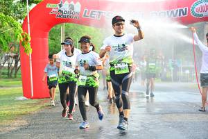 BIB: 1326, 1397
                            <button type="button" onclick="openModal(3744991)" class="btn btn-primary btn-sm float-right btn-popup" data-toggle="modal" data-target=".modal-high-quality">
                        <i class="fas fa-shopping-cart"></i> Add to Cart
                    </button>
                                            <button type="button" onclick="isThisMe(3744991, true)" class="btn btn-success btn-sm float-right btn-popup btn-isme hidden" data-toggle="tooltip" data-placement="bottom" title="นี่คือรูปของคุณใช่ไหม คลิกที่นี่เพื่อเอาเข้าอัลบั้ม">
                        <i class="fas fa-plus"></i> Add to album
                    </button>
                    <button type="button" onclick="isThisMe(3744991, false)" class="btn btn-warning btn-sm float-right btn-popup btn-isnotme hidden">
                        <i class="fas fa-ban"></i> Remove from album
                    </button>