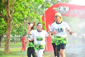 BIB: 1390, 837
                            <button type="button" onclick="openModal(3744699)" class="btn btn-primary btn-sm float-right btn-popup" data-toggle="modal" data-target=".modal-high-quality">
                        <i class="fas fa-shopping-cart"></i> Add to Cart
                    </button>
                                            <button type="button" onclick="isThisMe(3744699, true)" class="btn btn-success btn-sm float-right btn-popup btn-isme hidden" data-toggle="tooltip" data-placement="bottom" title="นี่คือรูปของคุณใช่ไหม คลิกที่นี่เพื่อเอาเข้าอัลบั้ม">
                        <i class="fas fa-plus"></i> Add to album
                    </button>
                    <button type="button" onclick="isThisMe(3744699, false)" class="btn btn-warning btn-sm float-right btn-popup btn-isnotme hidden">
                        <i class="fas fa-ban"></i> Remove from album
                    </button>