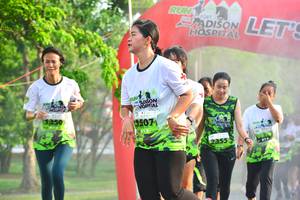 BIB: 
                            <button type="button" onclick="openModal(3772060)" class="btn btn-primary btn-sm float-right btn-popup" data-toggle="modal" data-target=".modal-high-quality">
                        <i class="fas fa-shopping-cart"></i> Add to Cart
                    </button>
                                            <button type="button" onclick="isThisMe(3772060, true)" class="btn btn-success btn-sm float-right btn-popup btn-isme hidden" data-toggle="tooltip" data-placement="bottom" title="นี่คือรูปของคุณใช่ไหม คลิกที่นี่เพื่อเอาเข้าอัลบั้ม">
                        <i class="fas fa-plus"></i> Add to album
                    </button>
                    <button type="button" onclick="isThisMe(3772060, false)" class="btn btn-warning btn-sm float-right btn-popup btn-isnotme hidden">
                        <i class="fas fa-ban"></i> Remove from album
                    </button>