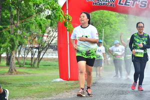 BIB: 1912
                            <button type="button" onclick="openModal(3723114)" class="btn btn-primary btn-sm float-right btn-popup" data-toggle="modal" data-target=".modal-high-quality">
                        <i class="fas fa-shopping-cart"></i> Add to Cart
                    </button>
                                            <button type="button" onclick="isThisMe(3723114, true)" class="btn btn-success btn-sm float-right btn-popup btn-isme hidden" data-toggle="tooltip" data-placement="bottom" title="นี่คือรูปของคุณใช่ไหม คลิกที่นี่เพื่อเอาเข้าอัลบั้ม">
                        <i class="fas fa-plus"></i> Add to album
                    </button>
                    <button type="button" onclick="isThisMe(3723114, false)" class="btn btn-warning btn-sm float-right btn-popup btn-isnotme hidden">
                        <i class="fas fa-ban"></i> Remove from album
                    </button>