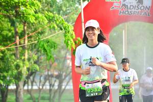 BIB: 0532
                            <button type="button" onclick="openModal(3760708)" class="btn btn-primary btn-sm float-right btn-popup" data-toggle="modal" data-target=".modal-high-quality">
                        <i class="fas fa-shopping-cart"></i> Add to Cart
                    </button>
                                            <button type="button" onclick="isThisMe(3760708, true)" class="btn btn-success btn-sm float-right btn-popup btn-isme hidden" data-toggle="tooltip" data-placement="bottom" title="นี่คือรูปของคุณใช่ไหม คลิกที่นี่เพื่อเอาเข้าอัลบั้ม">
                        <i class="fas fa-plus"></i> Add to album
                    </button>
                    <button type="button" onclick="isThisMe(3760708, false)" class="btn btn-warning btn-sm float-right btn-popup btn-isnotme hidden">
                        <i class="fas fa-ban"></i> Remove from album
                    </button>