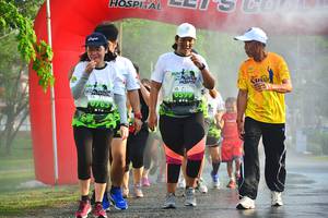 BIB: 763, 599
                            <button type="button" onclick="openModal(3761908)" class="btn btn-primary btn-sm float-right btn-popup" data-toggle="modal" data-target=".modal-high-quality">
                        <i class="fas fa-shopping-cart"></i> Add to Cart
                    </button>
                                            <button type="button" onclick="isThisMe(3761908, true)" class="btn btn-success btn-sm float-right btn-popup btn-isme hidden" data-toggle="tooltip" data-placement="bottom" title="นี่คือรูปของคุณใช่ไหม คลิกที่นี่เพื่อเอาเข้าอัลบั้ม">
                        <i class="fas fa-plus"></i> Add to album
                    </button>
                    <button type="button" onclick="isThisMe(3761908, false)" class="btn btn-warning btn-sm float-right btn-popup btn-isnotme hidden">
                        <i class="fas fa-ban"></i> Remove from album
                    </button>