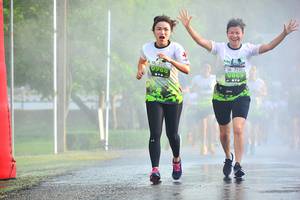 BIB: 968, 869
                            <button type="button" onclick="openModal(3728006)" class="btn btn-primary btn-sm float-right btn-popup" data-toggle="modal" data-target=".modal-high-quality">
                        <i class="fas fa-shopping-cart"></i> Add to Cart
                    </button>
                                            <button type="button" onclick="isThisMe(3728006, true)" class="btn btn-success btn-sm float-right btn-popup btn-isme hidden" data-toggle="tooltip" data-placement="bottom" title="นี่คือรูปของคุณใช่ไหม คลิกที่นี่เพื่อเอาเข้าอัลบั้ม">
                        <i class="fas fa-plus"></i> Add to album
                    </button>
                    <button type="button" onclick="isThisMe(3728006, false)" class="btn btn-warning btn-sm float-right btn-popup btn-isnotme hidden">
                        <i class="fas fa-ban"></i> Remove from album
                    </button>