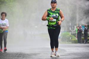 BIB: 2231
                            <button type="button" onclick="openModal(3728953)" class="btn btn-primary btn-sm float-right btn-popup" data-toggle="modal" data-target=".modal-high-quality">
                        <i class="fas fa-shopping-cart"></i> Add to Cart
                    </button>
                                            <button type="button" onclick="isThisMe(3728953, true)" class="btn btn-success btn-sm float-right btn-popup btn-isme hidden" data-toggle="tooltip" data-placement="bottom" title="นี่คือรูปของคุณใช่ไหม คลิกที่นี่เพื่อเอาเข้าอัลบั้ม">
                        <i class="fas fa-plus"></i> Add to album
                    </button>
                    <button type="button" onclick="isThisMe(3728953, false)" class="btn btn-warning btn-sm float-right btn-popup btn-isnotme hidden">
                        <i class="fas fa-ban"></i> Remove from album
                    </button>