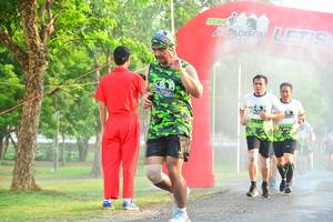 BIB: 
                            <button type="button" onclick="openModal(3730521)" class="btn btn-primary btn-sm float-right btn-popup" data-toggle="modal" data-target=".modal-high-quality">
                        <i class="fas fa-shopping-cart"></i> Add to Cart
                    </button>
                                            <button type="button" onclick="isThisMe(3730521, true)" class="btn btn-success btn-sm float-right btn-popup btn-isme hidden" data-toggle="tooltip" data-placement="bottom" title="นี่คือรูปของคุณใช่ไหม คลิกที่นี่เพื่อเอาเข้าอัลบั้ม">
                        <i class="fas fa-plus"></i> Add to album
                    </button>
                    <button type="button" onclick="isThisMe(3730521, false)" class="btn btn-warning btn-sm float-right btn-popup btn-isnotme hidden">
                        <i class="fas fa-ban"></i> Remove from album
                    </button>