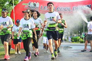 BIB: 2321
                            <button type="button" onclick="openModal(3765961)" class="btn btn-primary btn-sm float-right btn-popup" data-toggle="modal" data-target=".modal-high-quality">
                        <i class="fas fa-shopping-cart"></i> Add to Cart
                    </button>
                                            <button type="button" onclick="isThisMe(3765961, true)" class="btn btn-success btn-sm float-right btn-popup btn-isme hidden" data-toggle="tooltip" data-placement="bottom" title="นี่คือรูปของคุณใช่ไหม คลิกที่นี่เพื่อเอาเข้าอัลบั้ม">
                        <i class="fas fa-plus"></i> Add to album
                    </button>
                    <button type="button" onclick="isThisMe(3765961, false)" class="btn btn-warning btn-sm float-right btn-popup btn-isnotme hidden">
                        <i class="fas fa-ban"></i> Remove from album
                    </button>