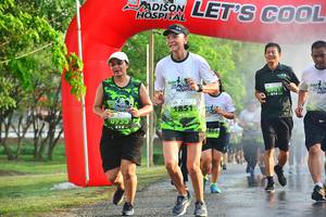 BIB: 1851
                            <button type="button" onclick="openModal(3748936)" class="btn btn-primary btn-sm float-right btn-popup" data-toggle="modal" data-target=".modal-high-quality">
                        <i class="fas fa-shopping-cart"></i> Add to Cart
                    </button>
                                            <button type="button" onclick="isThisMe(3748936, true)" class="btn btn-success btn-sm float-right btn-popup btn-isme hidden" data-toggle="tooltip" data-placement="bottom" title="นี่คือรูปของคุณใช่ไหม คลิกที่นี่เพื่อเอาเข้าอัลบั้ม">
                        <i class="fas fa-plus"></i> Add to album
                    </button>
                    <button type="button" onclick="isThisMe(3748936, false)" class="btn btn-warning btn-sm float-right btn-popup btn-isnotme hidden">
                        <i class="fas fa-ban"></i> Remove from album
                    </button>