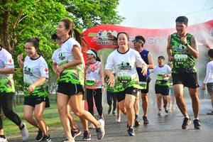 BIB: 2049
                            <button type="button" onclick="openModal(3756128)" class="btn btn-primary btn-sm float-right btn-popup" data-toggle="modal" data-target=".modal-high-quality">
                        <i class="fas fa-shopping-cart"></i> Add to Cart
                    </button>
                                            <button type="button" onclick="isThisMe(3756128, true)" class="btn btn-success btn-sm float-right btn-popup btn-isme hidden" data-toggle="tooltip" data-placement="bottom" title="นี่คือรูปของคุณใช่ไหม คลิกที่นี่เพื่อเอาเข้าอัลบั้ม">
                        <i class="fas fa-plus"></i> Add to album
                    </button>
                    <button type="button" onclick="isThisMe(3756128, false)" class="btn btn-warning btn-sm float-right btn-popup btn-isnotme hidden">
                        <i class="fas fa-ban"></i> Remove from album
                    </button>