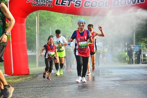 BIB: 1286
                            <button type="button" onclick="openModal(3752064)" class="btn btn-primary btn-sm float-right btn-popup" data-toggle="modal" data-target=".modal-high-quality">
                        <i class="fas fa-shopping-cart"></i> Add to Cart
                    </button>
                                            <button type="button" onclick="isThisMe(3752064, true)" class="btn btn-success btn-sm float-right btn-popup btn-isme hidden" data-toggle="tooltip" data-placement="bottom" title="นี่คือรูปของคุณใช่ไหม คลิกที่นี่เพื่อเอาเข้าอัลบั้ม">
                        <i class="fas fa-plus"></i> Add to album
                    </button>
                    <button type="button" onclick="isThisMe(3752064, false)" class="btn btn-warning btn-sm float-right btn-popup btn-isnotme hidden">
                        <i class="fas fa-ban"></i> Remove from album
                    </button>