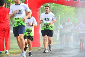 BIB: 13211
                            <button type="button" onclick="openModal(3731526)" class="btn btn-primary btn-sm float-right btn-popup" data-toggle="modal" data-target=".modal-high-quality">
                        <i class="fas fa-shopping-cart"></i> Add to Cart
                    </button>
                                            <button type="button" onclick="isThisMe(3731526, true)" class="btn btn-success btn-sm float-right btn-popup btn-isme hidden" data-toggle="tooltip" data-placement="bottom" title="นี่คือรูปของคุณใช่ไหม คลิกที่นี่เพื่อเอาเข้าอัลบั้ม">
                        <i class="fas fa-plus"></i> Add to album
                    </button>
                    <button type="button" onclick="isThisMe(3731526, false)" class="btn btn-warning btn-sm float-right btn-popup btn-isnotme hidden">
                        <i class="fas fa-ban"></i> Remove from album
                    </button>