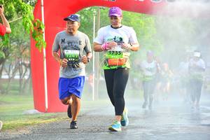 BIB: 1241, 1735
                            <button type="button" onclick="openModal(3732404)" class="btn btn-primary btn-sm float-right btn-popup" data-toggle="modal" data-target=".modal-high-quality">
                        <i class="fas fa-shopping-cart"></i> Add to Cart
                    </button>
                                            <button type="button" onclick="isThisMe(3732404, true)" class="btn btn-success btn-sm float-right btn-popup btn-isme hidden" data-toggle="tooltip" data-placement="bottom" title="นี่คือรูปของคุณใช่ไหม คลิกที่นี่เพื่อเอาเข้าอัลบั้ม">
                        <i class="fas fa-plus"></i> Add to album
                    </button>
                    <button type="button" onclick="isThisMe(3732404, false)" class="btn btn-warning btn-sm float-right btn-popup btn-isnotme hidden">
                        <i class="fas fa-ban"></i> Remove from album
                    </button>