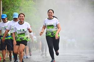 BIB: 188
                            <button type="button" onclick="openModal(3723154)" class="btn btn-primary btn-sm float-right btn-popup" data-toggle="modal" data-target=".modal-high-quality">
                        <i class="fas fa-shopping-cart"></i> Add to Cart
                    </button>
                                            <button type="button" onclick="isThisMe(3723154, true)" class="btn btn-success btn-sm float-right btn-popup btn-isme hidden" data-toggle="tooltip" data-placement="bottom" title="นี่คือรูปของคุณใช่ไหม คลิกที่นี่เพื่อเอาเข้าอัลบั้ม">
                        <i class="fas fa-plus"></i> Add to album
                    </button>
                    <button type="button" onclick="isThisMe(3723154, false)" class="btn btn-warning btn-sm float-right btn-popup btn-isnotme hidden">
                        <i class="fas fa-ban"></i> Remove from album
                    </button>