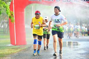 BIB: 
                            <button type="button" onclick="openModal(3745668)" class="btn btn-primary btn-sm float-right btn-popup" data-toggle="modal" data-target=".modal-high-quality">
                        <i class="fas fa-shopping-cart"></i> Add to Cart
                    </button>
                                            <button type="button" onclick="isThisMe(3745668, true)" class="btn btn-success btn-sm float-right btn-popup btn-isme hidden" data-toggle="tooltip" data-placement="bottom" title="นี่คือรูปของคุณใช่ไหม คลิกที่นี่เพื่อเอาเข้าอัลบั้ม">
                        <i class="fas fa-plus"></i> Add to album
                    </button>
                    <button type="button" onclick="isThisMe(3745668, false)" class="btn btn-warning btn-sm float-right btn-popup btn-isnotme hidden">
                        <i class="fas fa-ban"></i> Remove from album
                    </button>