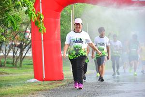 BIB: 101
                            <button type="button" onclick="openModal(3763549)" class="btn btn-primary btn-sm float-right btn-popup" data-toggle="modal" data-target=".modal-high-quality">
                        <i class="fas fa-shopping-cart"></i> Add to Cart
                    </button>
                                            <button type="button" onclick="isThisMe(3763549, true)" class="btn btn-success btn-sm float-right btn-popup btn-isme hidden" data-toggle="tooltip" data-placement="bottom" title="นี่คือรูปของคุณใช่ไหม คลิกที่นี่เพื่อเอาเข้าอัลบั้ม">
                        <i class="fas fa-plus"></i> Add to album
                    </button>
                    <button type="button" onclick="isThisMe(3763549, false)" class="btn btn-warning btn-sm float-right btn-popup btn-isnotme hidden">
                        <i class="fas fa-ban"></i> Remove from album
                    </button>