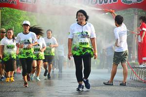 BIB: 2676
                            <button type="button" onclick="openModal(3754870)" class="btn btn-primary btn-sm float-right btn-popup" data-toggle="modal" data-target=".modal-high-quality">
                        <i class="fas fa-shopping-cart"></i> Add to Cart
                    </button>
                                            <button type="button" onclick="isThisMe(3754870, true)" class="btn btn-success btn-sm float-right btn-popup btn-isme hidden" data-toggle="tooltip" data-placement="bottom" title="นี่คือรูปของคุณใช่ไหม คลิกที่นี่เพื่อเอาเข้าอัลบั้ม">
                        <i class="fas fa-plus"></i> Add to album
                    </button>
                    <button type="button" onclick="isThisMe(3754870, false)" class="btn btn-warning btn-sm float-right btn-popup btn-isnotme hidden">
                        <i class="fas fa-ban"></i> Remove from album
                    </button>