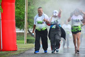 BIB: 1056, 1830
                            <button type="button" onclick="openModal(3722769)" class="btn btn-primary btn-sm float-right btn-popup" data-toggle="modal" data-target=".modal-high-quality">
                        <i class="fas fa-shopping-cart"></i> Add to Cart
                    </button>
                                            <button type="button" onclick="isThisMe(3722769, true)" class="btn btn-success btn-sm float-right btn-popup btn-isme hidden" data-toggle="tooltip" data-placement="bottom" title="นี่คือรูปของคุณใช่ไหม คลิกที่นี่เพื่อเอาเข้าอัลบั้ม">
                        <i class="fas fa-plus"></i> Add to album
                    </button>
                    <button type="button" onclick="isThisMe(3722769, false)" class="btn btn-warning btn-sm float-right btn-popup btn-isnotme hidden">
                        <i class="fas fa-ban"></i> Remove from album
                    </button>