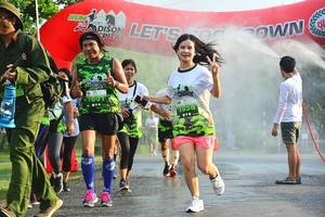 BIB: 1036, 1001
                            <button type="button" onclick="openModal(3756936)" class="btn btn-primary btn-sm float-right btn-popup" data-toggle="modal" data-target=".modal-high-quality">
                        <i class="fas fa-shopping-cart"></i> Add to Cart
                    </button>
                                            <button type="button" onclick="isThisMe(3756936, true)" class="btn btn-success btn-sm float-right btn-popup btn-isme hidden" data-toggle="tooltip" data-placement="bottom" title="นี่คือรูปของคุณใช่ไหม คลิกที่นี่เพื่อเอาเข้าอัลบั้ม">
                        <i class="fas fa-plus"></i> Add to album
                    </button>
                    <button type="button" onclick="isThisMe(3756936, false)" class="btn btn-warning btn-sm float-right btn-popup btn-isnotme hidden">
                        <i class="fas fa-ban"></i> Remove from album
                    </button>