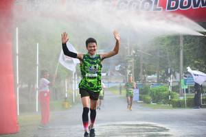 BIB: 2660
                            <button type="button" onclick="openModal(3658327)" class="btn btn-primary btn-sm float-right btn-popup" data-toggle="modal" data-target=".modal-high-quality">
                        <i class="fas fa-shopping-cart"></i> Add to Cart
                    </button>
                                            <button type="button" onclick="isThisMe(3658327, true)" class="btn btn-success btn-sm float-right btn-popup btn-isme hidden" data-toggle="tooltip" data-placement="bottom" title="นี่คือรูปของคุณใช่ไหม คลิกที่นี่เพื่อเอาเข้าอัลบั้ม">
                        <i class="fas fa-plus"></i> Add to album
                    </button>
                    <button type="button" onclick="isThisMe(3658327, false)" class="btn btn-warning btn-sm float-right btn-popup btn-isnotme hidden">
                        <i class="fas fa-ban"></i> Remove from album
                    </button>