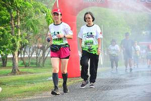 BIB: 
                            <button type="button" onclick="openModal(3776064)" class="btn btn-primary btn-sm float-right btn-popup" data-toggle="modal" data-target=".modal-high-quality">
                        <i class="fas fa-shopping-cart"></i> Add to Cart
                    </button>
                                            <button type="button" onclick="isThisMe(3776064, true)" class="btn btn-success btn-sm float-right btn-popup btn-isme hidden" data-toggle="tooltip" data-placement="bottom" title="นี่คือรูปของคุณใช่ไหม คลิกที่นี่เพื่อเอาเข้าอัลบั้ม">
                        <i class="fas fa-plus"></i> Add to album
                    </button>
                    <button type="button" onclick="isThisMe(3776064, false)" class="btn btn-warning btn-sm float-right btn-popup btn-isnotme hidden">
                        <i class="fas fa-ban"></i> Remove from album
                    </button>