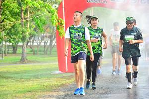 BIB: 1249
                            <button type="button" onclick="openModal(3755117)" class="btn btn-primary btn-sm float-right btn-popup" data-toggle="modal" data-target=".modal-high-quality">
                        <i class="fas fa-shopping-cart"></i> Add to Cart
                    </button>
                                            <button type="button" onclick="isThisMe(3755117, true)" class="btn btn-success btn-sm float-right btn-popup btn-isme hidden" data-toggle="tooltip" data-placement="bottom" title="นี่คือรูปของคุณใช่ไหม คลิกที่นี่เพื่อเอาเข้าอัลบั้ม">
                        <i class="fas fa-plus"></i> Add to album
                    </button>
                    <button type="button" onclick="isThisMe(3755117, false)" class="btn btn-warning btn-sm float-right btn-popup btn-isnotme hidden">
                        <i class="fas fa-ban"></i> Remove from album
                    </button>