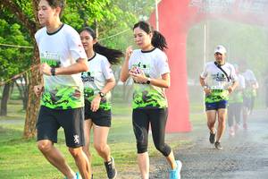 BIB: 
                            <button type="button" onclick="openModal(3759734)" class="btn btn-primary btn-sm float-right btn-popup" data-toggle="modal" data-target=".modal-high-quality">
                        <i class="fas fa-shopping-cart"></i> Add to Cart
                    </button>
                                            <button type="button" onclick="isThisMe(3759734, true)" class="btn btn-success btn-sm float-right btn-popup btn-isme hidden" data-toggle="tooltip" data-placement="bottom" title="นี่คือรูปของคุณใช่ไหม คลิกที่นี่เพื่อเอาเข้าอัลบั้ม">
                        <i class="fas fa-plus"></i> Add to album
                    </button>
                    <button type="button" onclick="isThisMe(3759734, false)" class="btn btn-warning btn-sm float-right btn-popup btn-isnotme hidden">
                        <i class="fas fa-ban"></i> Remove from album
                    </button>