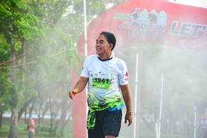 BIB: 1941
                            <button type="button" onclick="openModal(3695383)" class="btn btn-primary btn-sm float-right btn-popup" data-toggle="modal" data-target=".modal-high-quality">
                        <i class="fas fa-shopping-cart"></i> Add to Cart
                    </button>
                                            <button type="button" onclick="isThisMe(3695383, true)" class="btn btn-success btn-sm float-right btn-popup btn-isme hidden" data-toggle="tooltip" data-placement="bottom" title="นี่คือรูปของคุณใช่ไหม คลิกที่นี่เพื่อเอาเข้าอัลบั้ม">
                        <i class="fas fa-plus"></i> Add to album
                    </button>
                    <button type="button" onclick="isThisMe(3695383, false)" class="btn btn-warning btn-sm float-right btn-popup btn-isnotme hidden">
                        <i class="fas fa-ban"></i> Remove from album
                    </button>