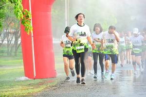 BIB: 1844, 2191
                            <button type="button" onclick="openModal(3752855)" class="btn btn-primary btn-sm float-right btn-popup" data-toggle="modal" data-target=".modal-high-quality">
                        <i class="fas fa-shopping-cart"></i> Add to Cart
                    </button>
                                            <button type="button" onclick="isThisMe(3752855, true)" class="btn btn-success btn-sm float-right btn-popup btn-isme hidden" data-toggle="tooltip" data-placement="bottom" title="นี่คือรูปของคุณใช่ไหม คลิกที่นี่เพื่อเอาเข้าอัลบั้ม">
                        <i class="fas fa-plus"></i> Add to album
                    </button>
                    <button type="button" onclick="isThisMe(3752855, false)" class="btn btn-warning btn-sm float-right btn-popup btn-isnotme hidden">
                        <i class="fas fa-ban"></i> Remove from album
                    </button>