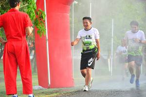 BIB: 929
                            <button type="button" onclick="openModal(3729923)" class="btn btn-primary btn-sm float-right btn-popup" data-toggle="modal" data-target=".modal-high-quality">
                        <i class="fas fa-shopping-cart"></i> Add to Cart
                    </button>
                                            <button type="button" onclick="isThisMe(3729923, true)" class="btn btn-success btn-sm float-right btn-popup btn-isme hidden" data-toggle="tooltip" data-placement="bottom" title="นี่คือรูปของคุณใช่ไหม คลิกที่นี่เพื่อเอาเข้าอัลบั้ม">
                        <i class="fas fa-plus"></i> Add to album
                    </button>
                    <button type="button" onclick="isThisMe(3729923, false)" class="btn btn-warning btn-sm float-right btn-popup btn-isnotme hidden">
                        <i class="fas fa-ban"></i> Remove from album
                    </button>