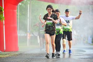 BIB: 521
                            <button type="button" onclick="openModal(3732427)" class="btn btn-primary btn-sm float-right btn-popup" data-toggle="modal" data-target=".modal-high-quality">
                        <i class="fas fa-shopping-cart"></i> Add to Cart
                    </button>
                                            <button type="button" onclick="isThisMe(3732427, true)" class="btn btn-success btn-sm float-right btn-popup btn-isme hidden" data-toggle="tooltip" data-placement="bottom" title="นี่คือรูปของคุณใช่ไหม คลิกที่นี่เพื่อเอาเข้าอัลบั้ม">
                        <i class="fas fa-plus"></i> Add to album
                    </button>
                    <button type="button" onclick="isThisMe(3732427, false)" class="btn btn-warning btn-sm float-right btn-popup btn-isnotme hidden">
                        <i class="fas fa-ban"></i> Remove from album
                    </button>