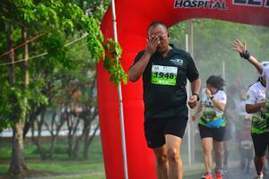 BIB: 948
                            <button type="button" onclick="openModal(3773346)" class="btn btn-primary btn-sm float-right btn-popup" data-toggle="modal" data-target=".modal-high-quality">
                        <i class="fas fa-shopping-cart"></i> Add to Cart
                    </button>
                                            <button type="button" onclick="isThisMe(3773346, true)" class="btn btn-success btn-sm float-right btn-popup btn-isme hidden" data-toggle="tooltip" data-placement="bottom" title="นี่คือรูปของคุณใช่ไหม คลิกที่นี่เพื่อเอาเข้าอัลบั้ม">
                        <i class="fas fa-plus"></i> Add to album
                    </button>
                    <button type="button" onclick="isThisMe(3773346, false)" class="btn btn-warning btn-sm float-right btn-popup btn-isnotme hidden">
                        <i class="fas fa-ban"></i> Remove from album
                    </button>