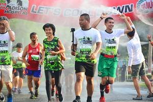 BIB: 327
                            <button type="button" onclick="openModal(3755415)" class="btn btn-primary btn-sm float-right btn-popup" data-toggle="modal" data-target=".modal-high-quality">
                        <i class="fas fa-shopping-cart"></i> Add to Cart
                    </button>
                                            <button type="button" onclick="isThisMe(3755415, true)" class="btn btn-success btn-sm float-right btn-popup btn-isme hidden" data-toggle="tooltip" data-placement="bottom" title="นี่คือรูปของคุณใช่ไหม คลิกที่นี่เพื่อเอาเข้าอัลบั้ม">
                        <i class="fas fa-plus"></i> Add to album
                    </button>
                    <button type="button" onclick="isThisMe(3755415, false)" class="btn btn-warning btn-sm float-right btn-popup btn-isnotme hidden">
                        <i class="fas fa-ban"></i> Remove from album
                    </button>