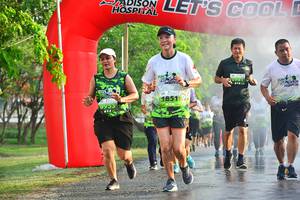 BIB: 1851
                            <button type="button" onclick="openModal(3749065)" class="btn btn-primary btn-sm float-right btn-popup" data-toggle="modal" data-target=".modal-high-quality">
                        <i class="fas fa-shopping-cart"></i> Add to Cart
                    </button>
                                            <button type="button" onclick="isThisMe(3749065, true)" class="btn btn-success btn-sm float-right btn-popup btn-isme hidden" data-toggle="tooltip" data-placement="bottom" title="นี่คือรูปของคุณใช่ไหม คลิกที่นี่เพื่อเอาเข้าอัลบั้ม">
                        <i class="fas fa-plus"></i> Add to album
                    </button>
                    <button type="button" onclick="isThisMe(3749065, false)" class="btn btn-warning btn-sm float-right btn-popup btn-isnotme hidden">
                        <i class="fas fa-ban"></i> Remove from album
                    </button>