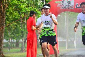 BIB: 1854
                            <button type="button" onclick="openModal(3727720)" class="btn btn-primary btn-sm float-right btn-popup" data-toggle="modal" data-target=".modal-high-quality">
                        <i class="fas fa-shopping-cart"></i> Add to Cart
                    </button>
                                            <button type="button" onclick="isThisMe(3727720, true)" class="btn btn-success btn-sm float-right btn-popup btn-isme hidden" data-toggle="tooltip" data-placement="bottom" title="นี่คือรูปของคุณใช่ไหม คลิกที่นี่เพื่อเอาเข้าอัลบั้ม">
                        <i class="fas fa-plus"></i> Add to album
                    </button>
                    <button type="button" onclick="isThisMe(3727720, false)" class="btn btn-warning btn-sm float-right btn-popup btn-isnotme hidden">
                        <i class="fas fa-ban"></i> Remove from album
                    </button>