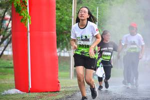 BIB: 2028
                            <button type="button" onclick="openModal(3722806)" class="btn btn-primary btn-sm float-right btn-popup" data-toggle="modal" data-target=".modal-high-quality">
                        <i class="fas fa-shopping-cart"></i> Add to Cart
                    </button>
                                            <button type="button" onclick="isThisMe(3722806, true)" class="btn btn-success btn-sm float-right btn-popup btn-isme hidden" data-toggle="tooltip" data-placement="bottom" title="นี่คือรูปของคุณใช่ไหม คลิกที่นี่เพื่อเอาเข้าอัลบั้ม">
                        <i class="fas fa-plus"></i> Add to album
                    </button>
                    <button type="button" onclick="isThisMe(3722806, false)" class="btn btn-warning btn-sm float-right btn-popup btn-isnotme hidden">
                        <i class="fas fa-ban"></i> Remove from album
                    </button>