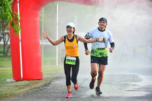 BIB: 2313
                            <button type="button" onclick="openModal(3665779)" class="btn btn-primary btn-sm float-right btn-popup" data-toggle="modal" data-target=".modal-high-quality">
                        <i class="fas fa-shopping-cart"></i> Add to Cart
                    </button>
                                            <button type="button" onclick="isThisMe(3665779, true)" class="btn btn-success btn-sm float-right btn-popup btn-isme hidden" data-toggle="tooltip" data-placement="bottom" title="นี่คือรูปของคุณใช่ไหม คลิกที่นี่เพื่อเอาเข้าอัลบั้ม">
                        <i class="fas fa-plus"></i> Add to album
                    </button>
                    <button type="button" onclick="isThisMe(3665779, false)" class="btn btn-warning btn-sm float-right btn-popup btn-isnotme hidden">
                        <i class="fas fa-ban"></i> Remove from album
                    </button>