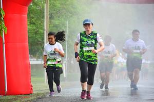 BIB: 1599
                            <button type="button" onclick="openModal(3719261)" class="btn btn-primary btn-sm float-right btn-popup" data-toggle="modal" data-target=".modal-high-quality">
                        <i class="fas fa-shopping-cart"></i> Add to Cart
                    </button>
                                            <button type="button" onclick="isThisMe(3719261, true)" class="btn btn-success btn-sm float-right btn-popup btn-isme hidden" data-toggle="tooltip" data-placement="bottom" title="นี่คือรูปของคุณใช่ไหม คลิกที่นี่เพื่อเอาเข้าอัลบั้ม">
                        <i class="fas fa-plus"></i> Add to album
                    </button>
                    <button type="button" onclick="isThisMe(3719261, false)" class="btn btn-warning btn-sm float-right btn-popup btn-isnotme hidden">
                        <i class="fas fa-ban"></i> Remove from album
                    </button>